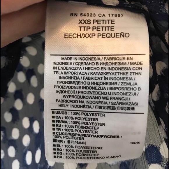 Banana Republic sheer blouse - Picture 6 of 8